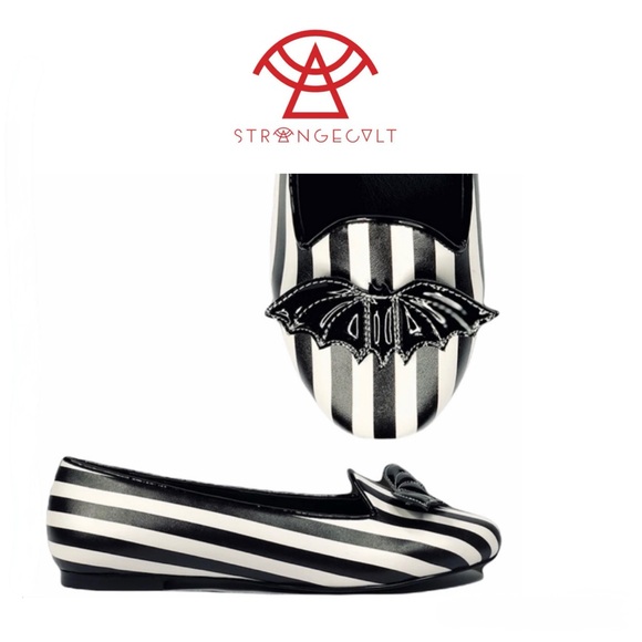 STRANGE CVLT Lydia Bat Black and White Striped Flat Size 6 - Picture 1 of 11